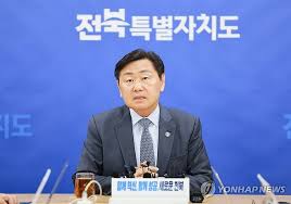 기자간담회하는 김관영 전북특별자치도지사