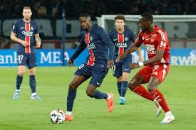 🇫🇷 PSG complete Brest turnaround to stay perfect