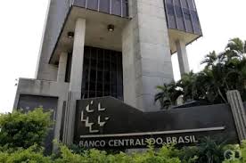 PEC do Banco Central chega à CCJ dividindo especialistas sobre autonomia e controle institucional