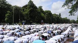 Pakistan Asks Ahmadiyya Muslims To Abandon Eid Celebrations Or Face 5 Lakh PKR Penalty