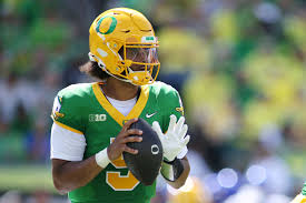 Dante Moore tosses 3 TDs, No. 2 Oregon overcomes slow start to beat Boise State — The Seattle Times