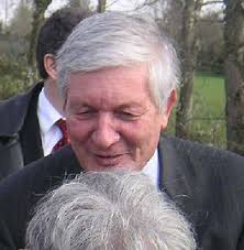 Josselin de Rohan-Chabot est Conseiller général du Morbihan pour le canton de Josselin de 1982 à 1998. Josselin de Rohan en campagne - Josselin%2520de%2520Rohan