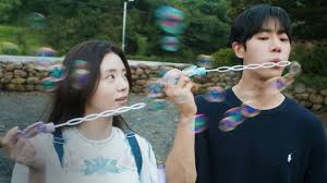 Se Esse Amor Desaparecesse Hoje: Filme coreano da Netflix traz romance que precisa recomeçar todos os dias