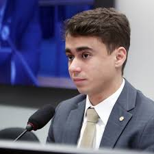 Em áudios, Nikolas Ferreira chama Vorcaro de ‘lindão’ e cobra liberação de ativo minerário, diz site