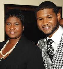 Malaak Compton-Rock, Chris Rock, Lola Simone, and Zahra Savannah. Usher and mom Jonetta - ba68a2e0