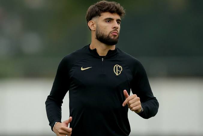 ACIDENTAL! Yuri Alberto explica incidente por pisão em Marchesín durante Corinthians x Grêmio