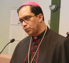 The Salvadoran Archbishop, Jose Luis Escobar, has said that abortion is &quot;inhuman&quot; The Salvadoran Archbishop, Jose Luis Escobar, has said that abortion is “ ... - jose_luis_escobar_alas_obispo_ssalvador_320R