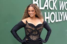 Tyra Banks' Net Worth: From Supermodel to Media Mogul