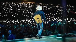 Garth Brooks' Blame It All On My Roots Arena Tour Makes History In Its Opening City
