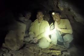 Laos Cave Rescue: Divers Reach Trapped Villagers, Extraction Efforts Continue