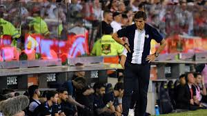 ¡Golpe Duro! Racing Eliminado y Costas Dispara Contra River - Imagen principal del artículo