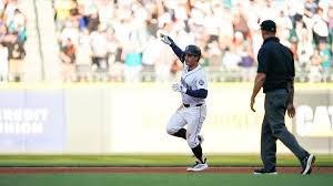Cole Young's Clutch Homer Stuns Giants: The Mariners' Rising Star Redefines Playoff Hopes