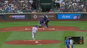 Cal Raleigh's three-run home run (14)