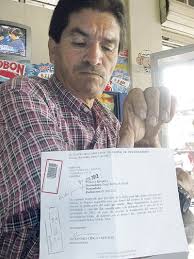 Hace una semana el ciudadano Diego Barbosa Cadavid recibió una respuesta del juzgado segundo civil municipal por una demanda que impuso en 1992 a raíz de un ... - 20-ANOS-DESPUES-copia