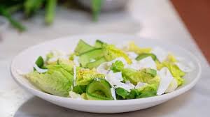 Popular salad chain addresses cyclospora outbreak concerns