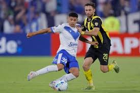 ¡Escándalo FIFA! Argentinos suspendidos por falsificación en Malasia