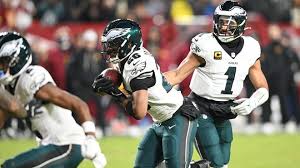 Eagles RB Saquon Barkley surpasses 1,000-yard rushing mark