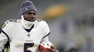 Tyler Huntley stays with Ravens on a two-year deal