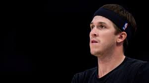 Lakers' Austin Reaves (oblique) returning to lineup for Game 5