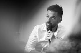 Trend Google: luca costantino