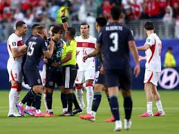 🎥 ¡Qué caradura! Goleador del Mundial se lleva el reloj del árbitro
