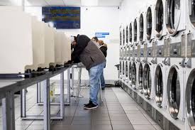 Backlash to Trump immigration policies fuels Illinois Senate primary