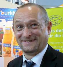 Geschäftsführer Dieter Burkhardt ist stolz auf die erneuten Auszeichnungen ...
