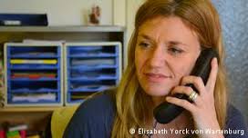 Stefanie Kubosch von der Bonner AIDS-Initiative berät Betroffene in ihrem Büro und am Telefon - 0,,17255247_404,00