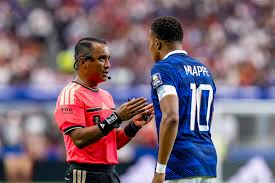 France Questions Salvadoran Referee After Spain Reaches World Cup Final
