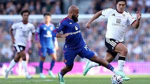Premier League: Fernandes hits post as Man Utd and Fulham go close