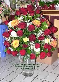Image result for karangan bunga mawar biru