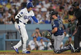Mariners lose to Dodgers 4-2