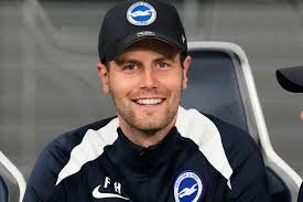 Hurzeler on team fitness, his new deal and Wolves