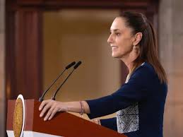 Habrá consulta en escuelas para ajustar promoción docente y se reforzarán pensiones, anuncia Sheinbaum