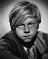REMEMBERING MICKEY ROONEY Images?q=tbn:ANd9GcTWoXVkmUNnBRa2OeL8NcJHpvd7rm913Skf5PjqlcDtAIAPi2dR