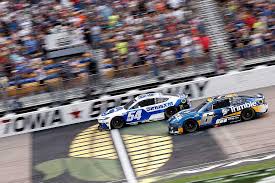 Ty Gibbs wins Iowa race after final 20-lap battle with Bell