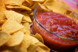 BOTTOMLESS CHIPS & SALSA