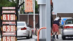 Estadounidenses han tenido que pagar 8,000 millones de dólares más por alza de precio de la gasolina