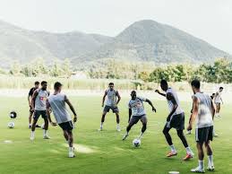 El Valencia se examina en Paterna