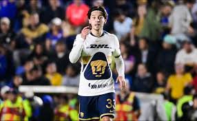 Jordan Carrillo permanecerá en Pumas a pesar de la salida de Efraín Juárez