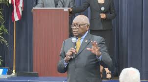 Clyburn Criticizes Trump Over Government Shutdown