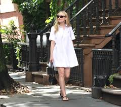 Dakota Fanning’s Shirtdress Is Loose, Slimming and Basically Made for 70-Degree Fall Days