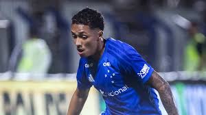 Cruzeiro: lateral Kauã Moraes perde espaço com Artur Jorge após a Copa