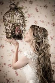 Resultado de imagem para PENTEADOS NOIVAS 2016