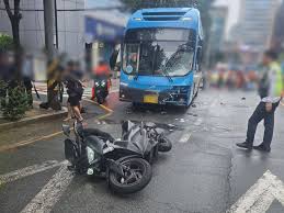 '4명 사상' 부산 서면 시내버스 돌진 사고, 졸음운전이 발단