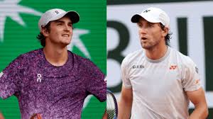 Acompanhe João Fonseca x Casper Ruud pelas oitavas de Roland Garros