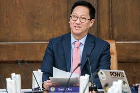 Santa Ono's Move to University of Florida: A Clash of Ideologies?