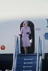 Queen Elizabeth’s Lavish In-Flight Demands Included This Surprising Snack She Always Kept “on Hand”