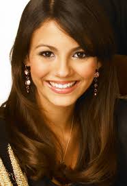 File:Victoria Justice as Lola Martinez in Zoey 101.jpg. Size of this preview: 329 × 479 pixels. Other resolution: 165 × 240 pixels. - Victoria_Justice_as_Lola_Martinez_in_Zoey_101