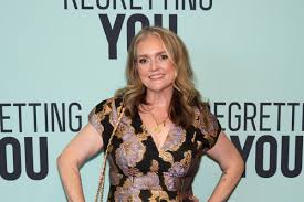 Best-selling author confirms she has cancer